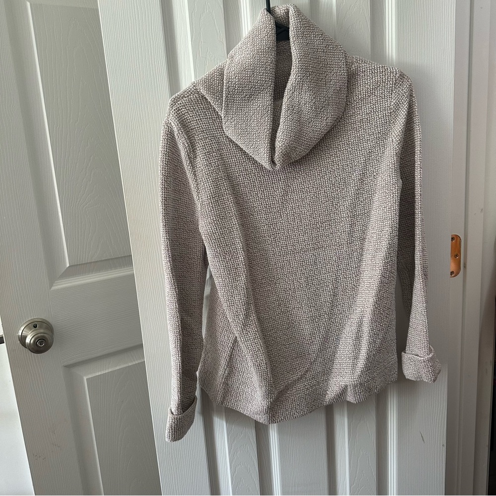 Loft sweater